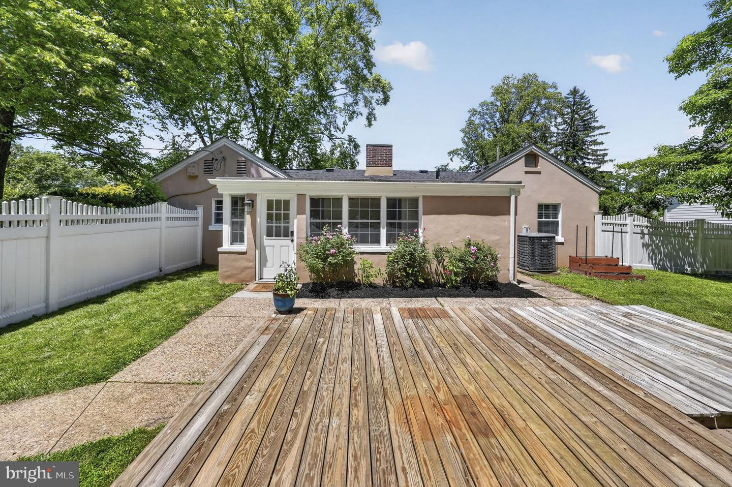 66 Birchwood Knoll Property Photo 37