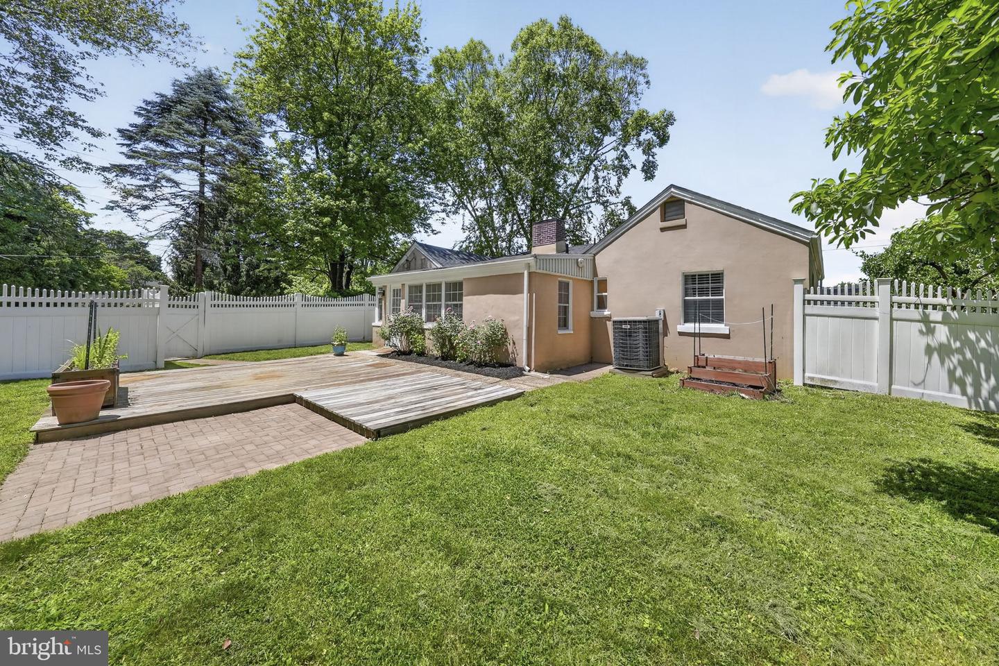 66 Birchwood Knoll Property Photo 38