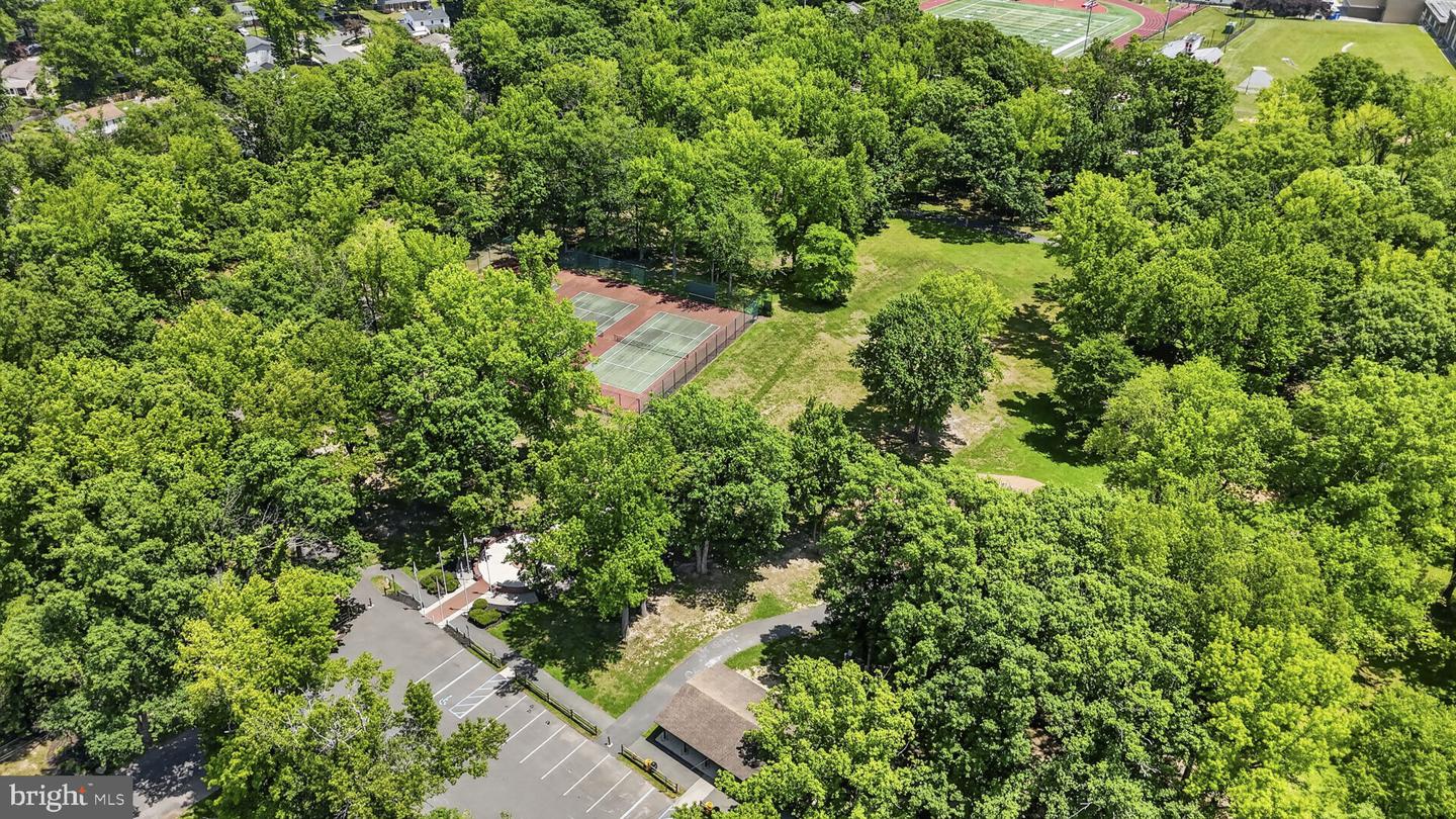 66 Birchwood Knoll Property Photo 48
