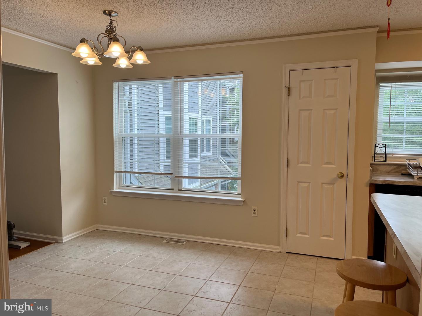 22 Halstead Pl Property Photo 15