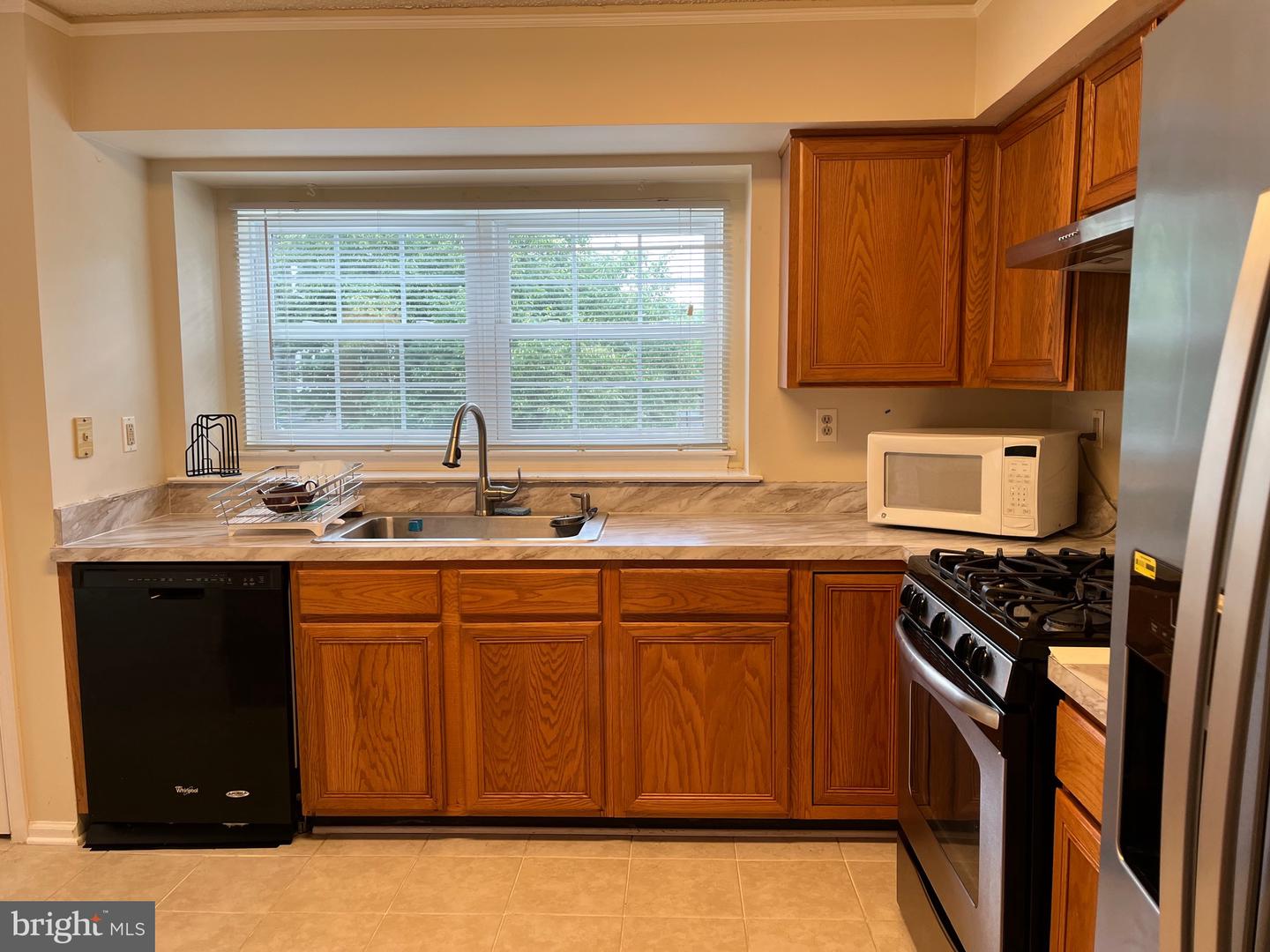 22 Halstead Pl Property Photo 19