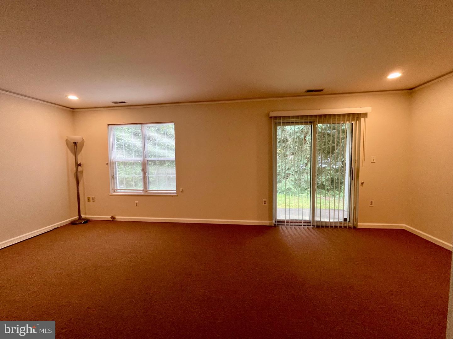 22 Halstead Pl Property Photo 29