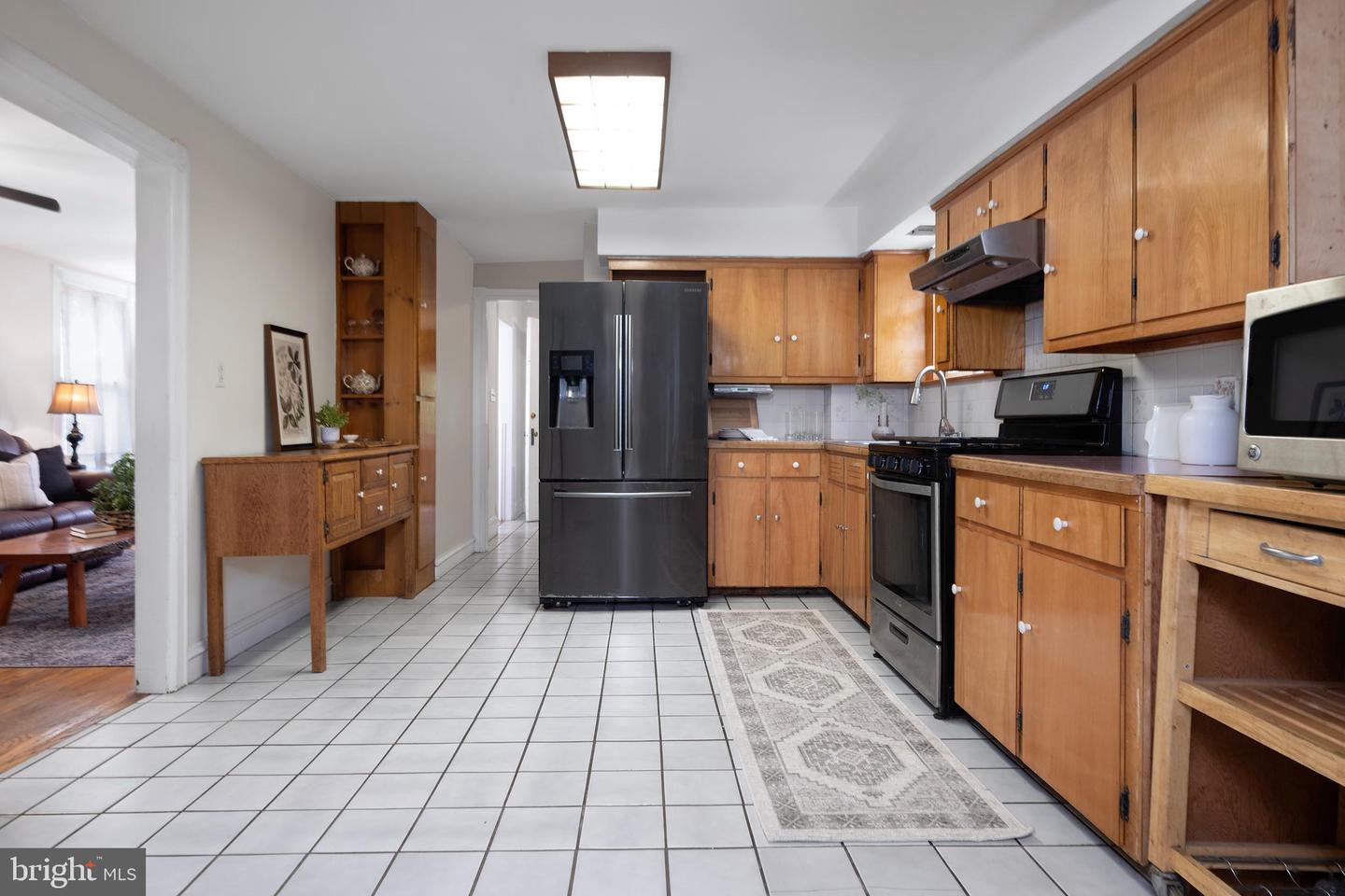 407 Reading St Property Photo 7