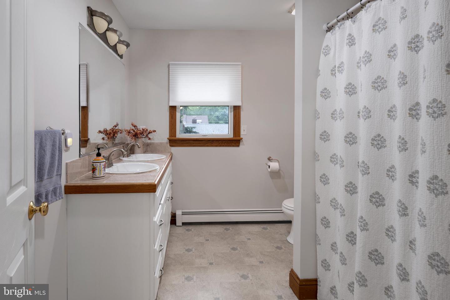 407 Reading St Property Photo 17