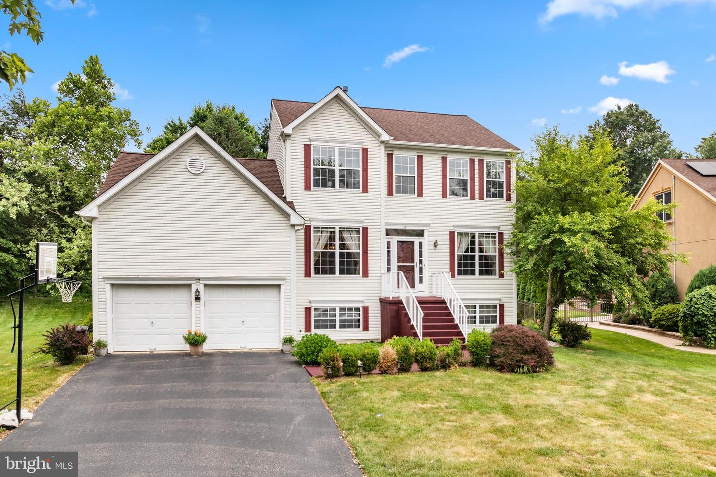 8 Kingsley Ct Property Photo 1