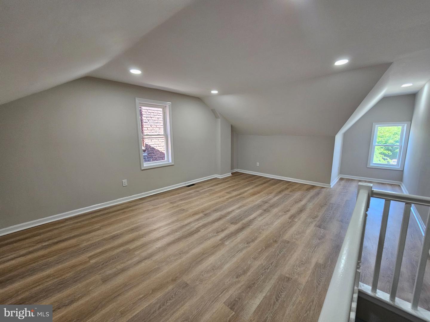 327 Rutherford Ave Property Photo 6