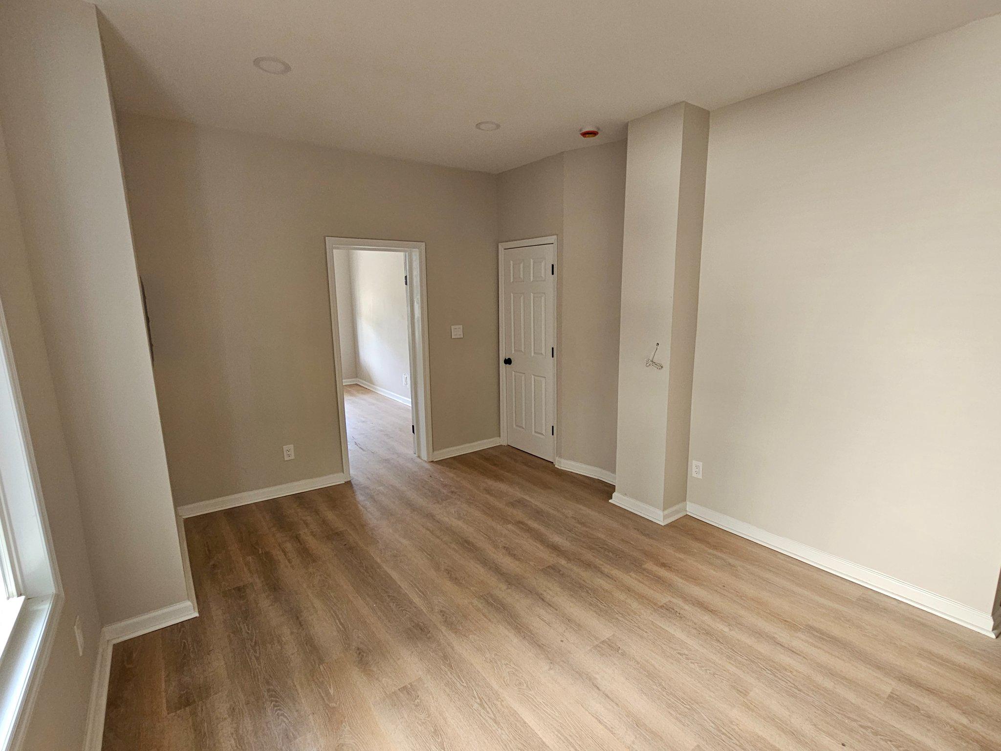 315 Rutherford Ave Property Photo 3