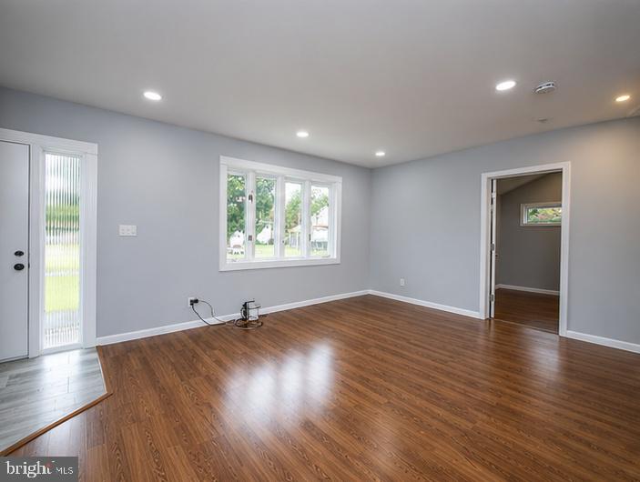 413 Paxson Ave Property Photo 3