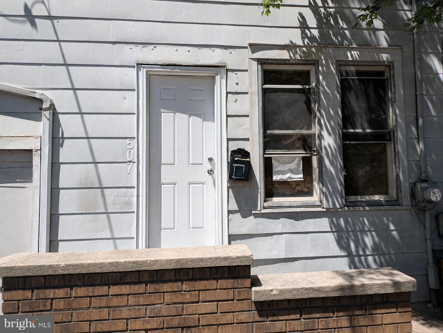 507 Centre St Property Photo 1