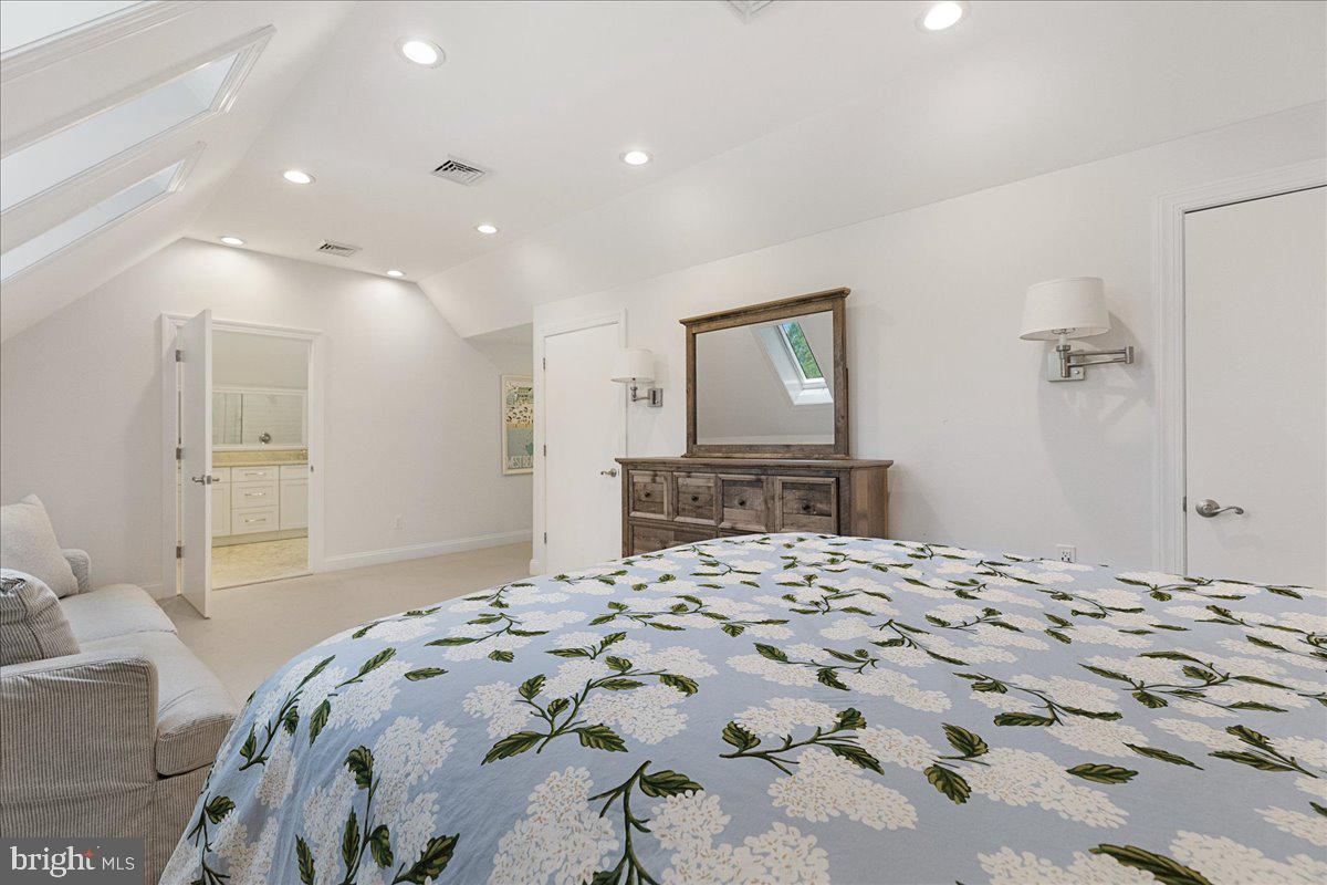 667 Rosedale Rd Property Photo 34