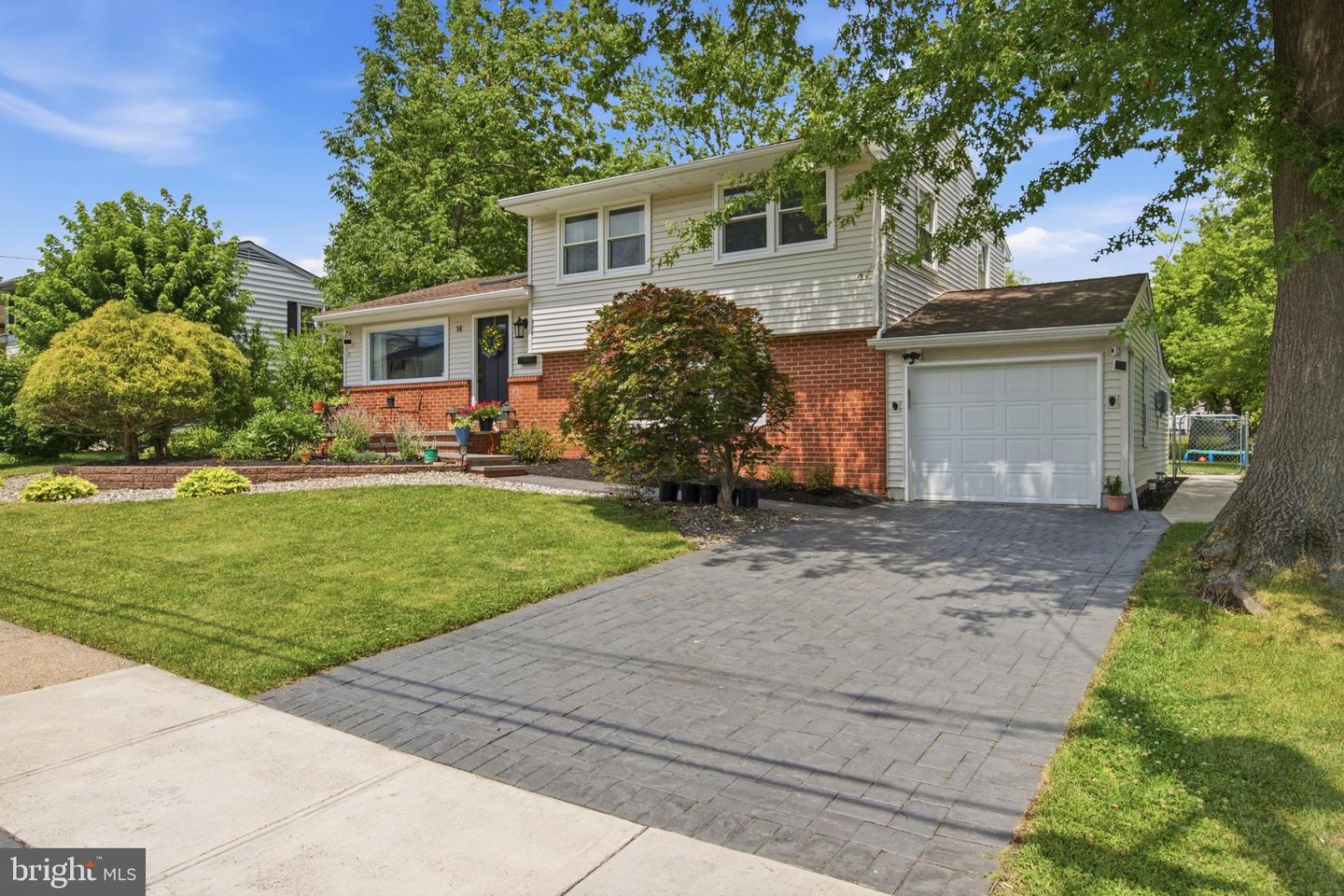 14 Wardman Ave Property Photo 1