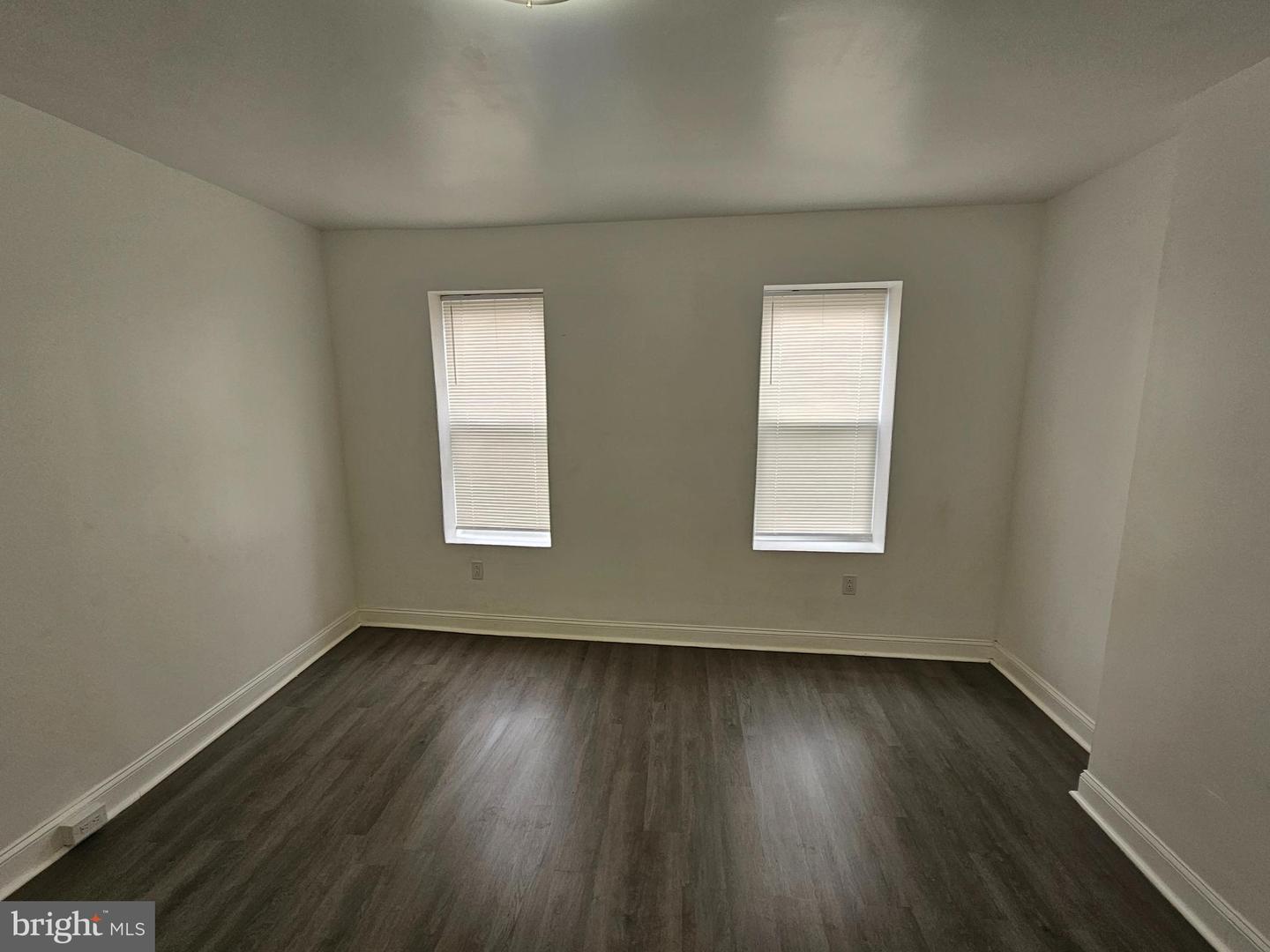 31 Chambers St Property Photo 9