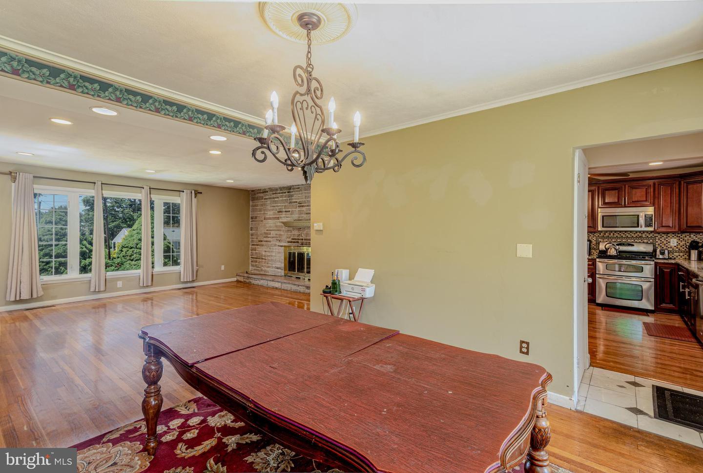 7 White Beech Ct Property Photo 10