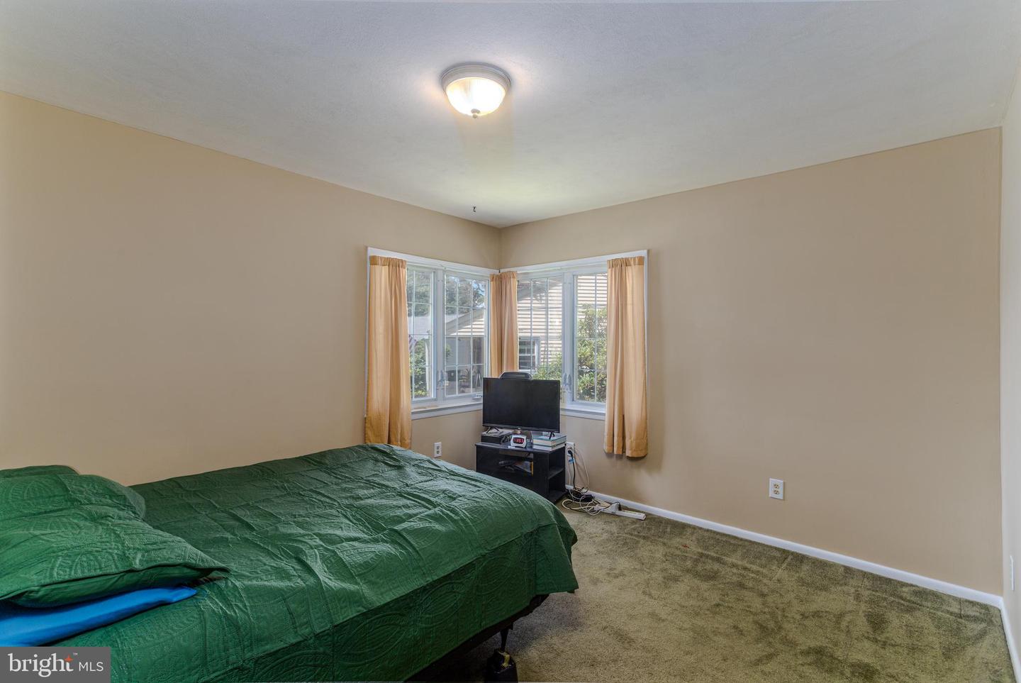 7 White Beech Ct Property Photo 18