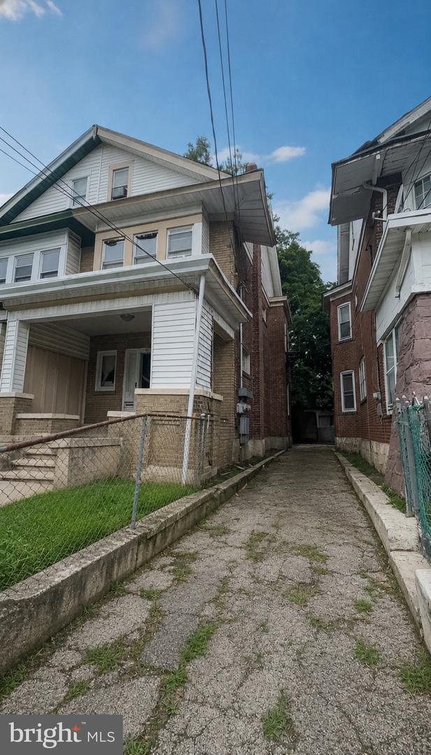 49 ELLSWORTH AVE Property Photo 1