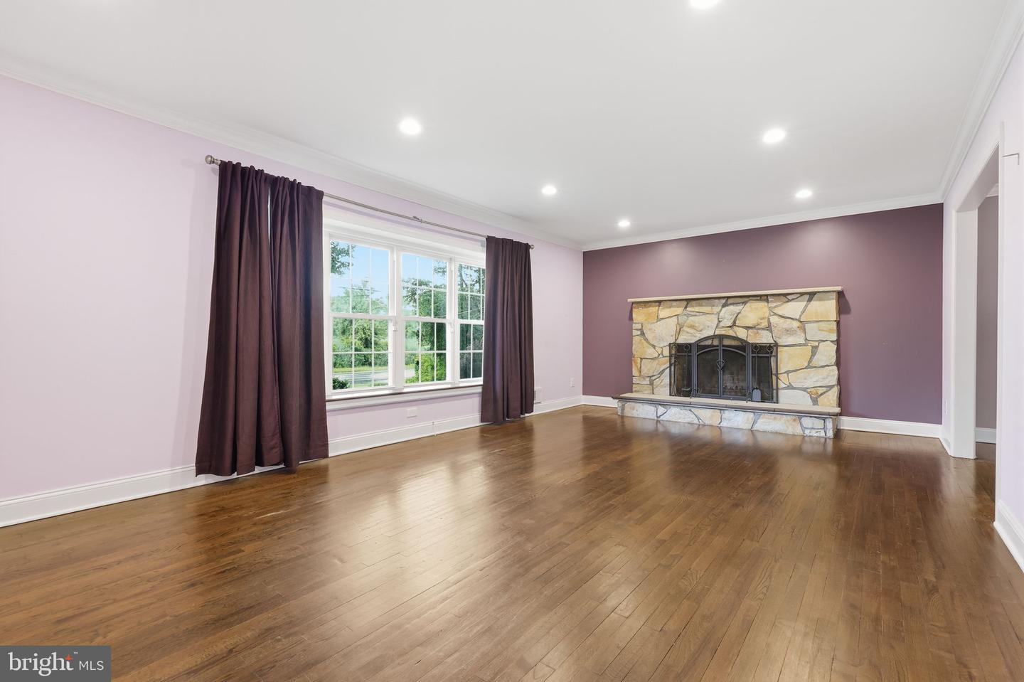 1 Galston Dr Property Photo 10
