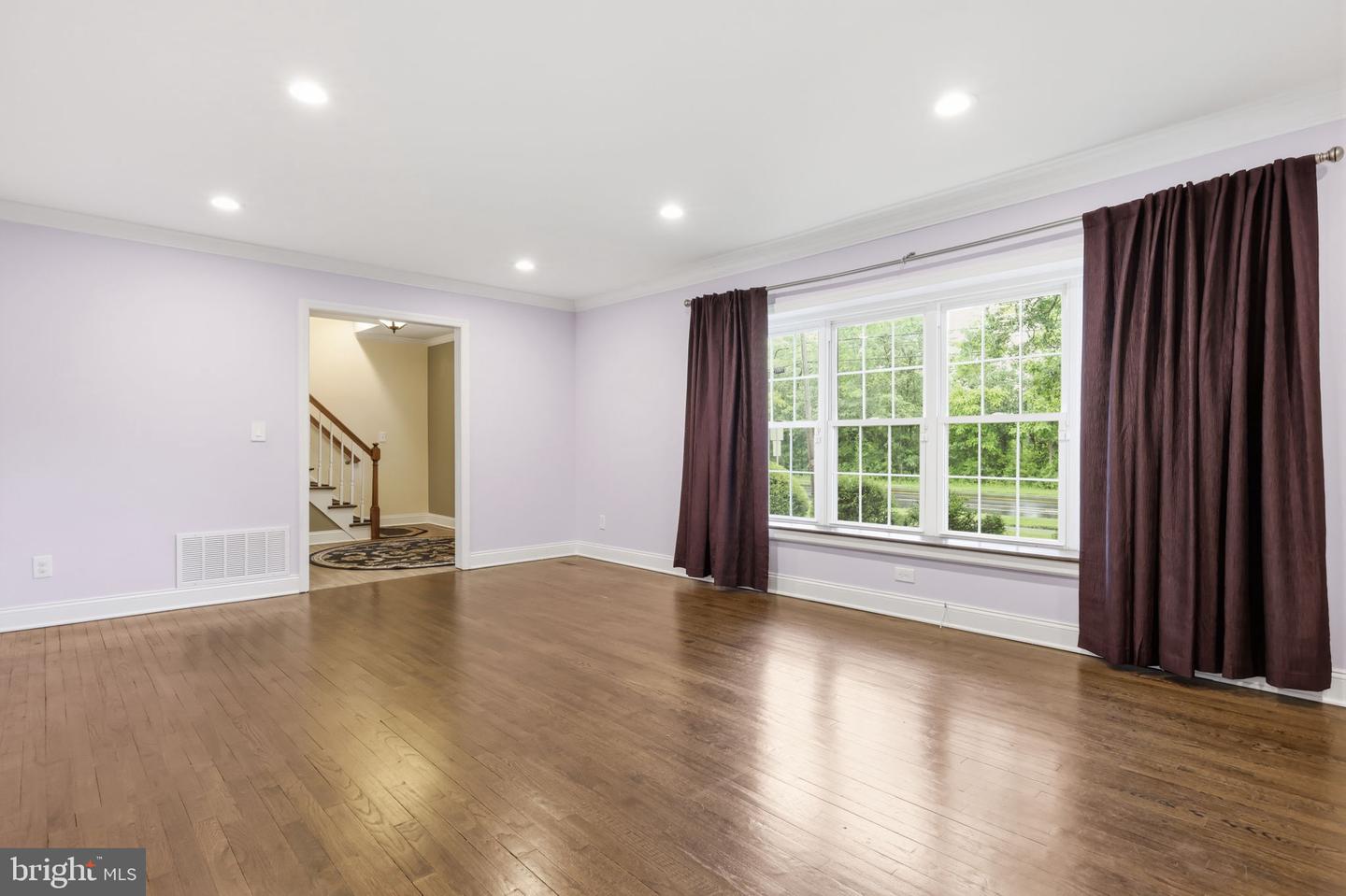 1 Galston Dr Property Photo 11