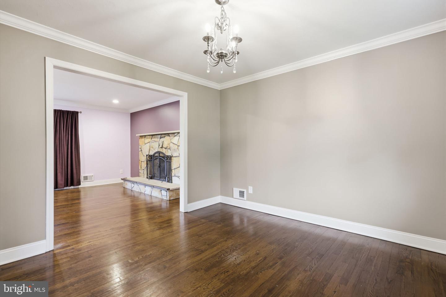 1 Galston Dr Property Photo 13