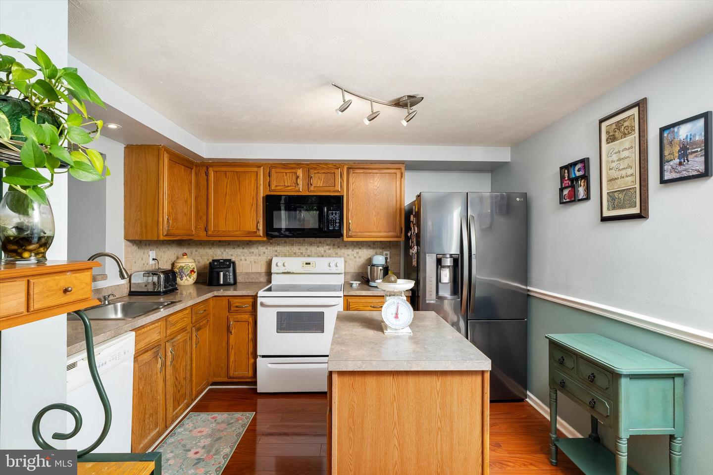 19 James Cubberly Ct Property Photo 9