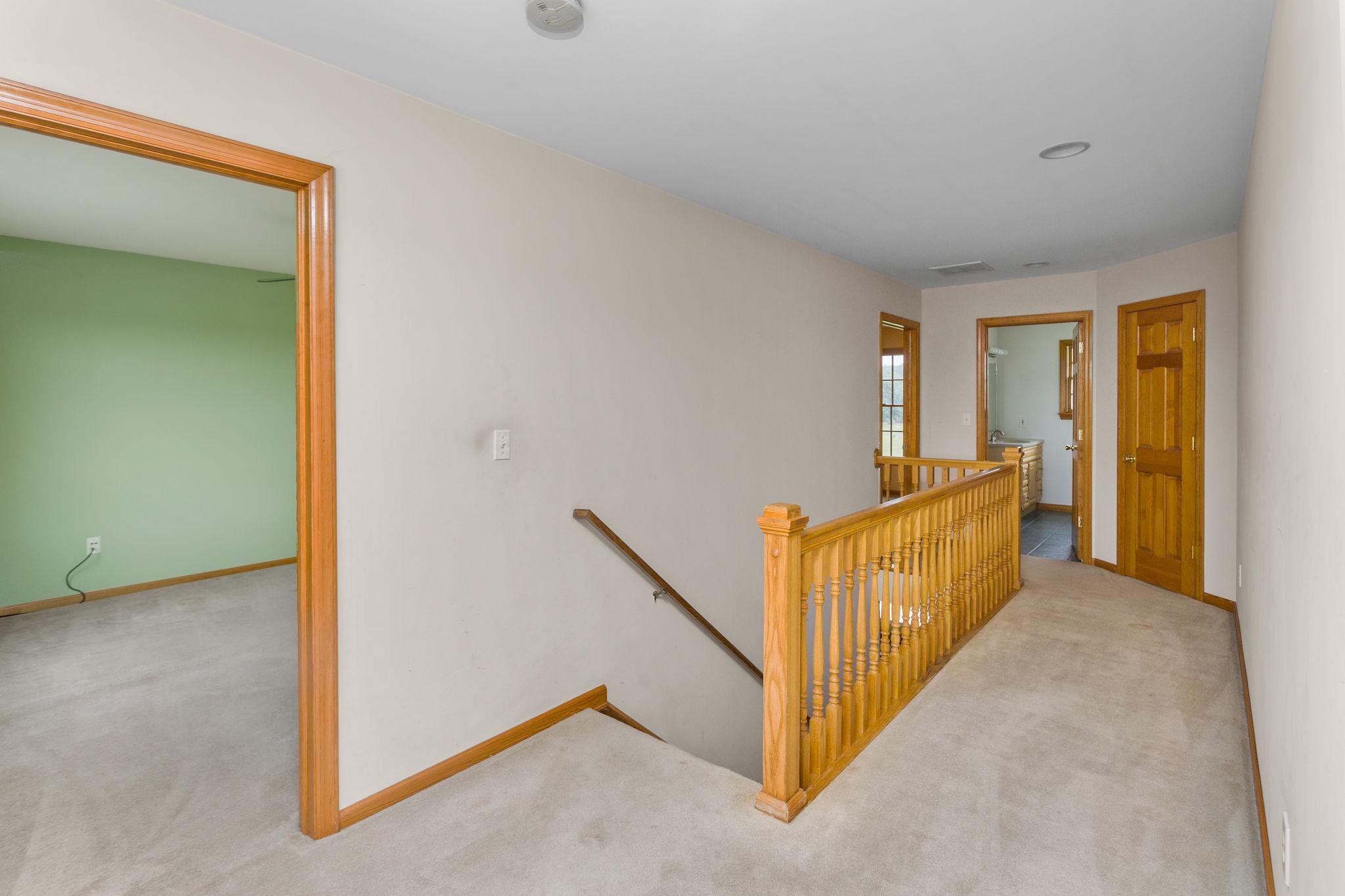 241 Windsor Rd Property Photo 21