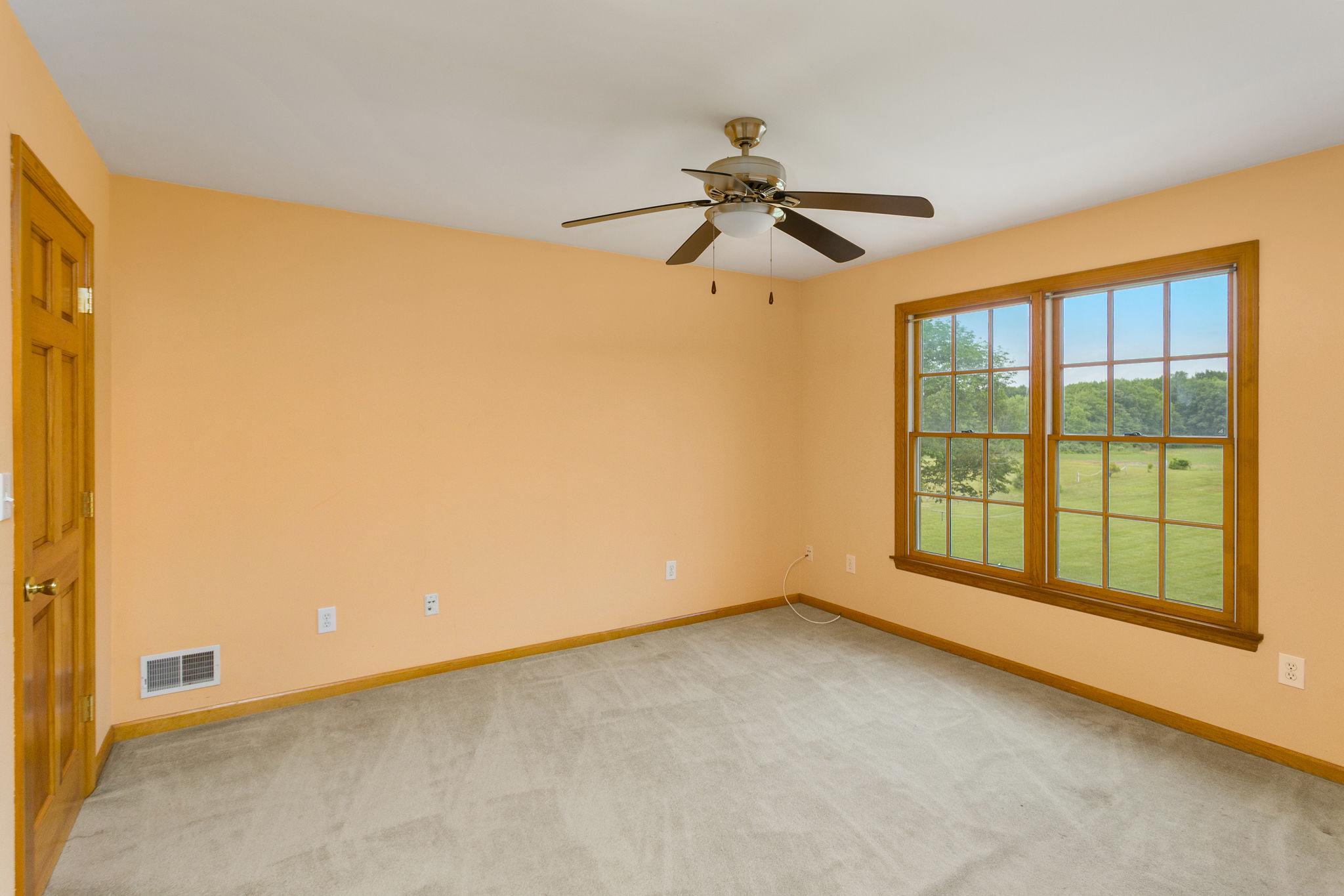 241 Windsor Rd Property Photo 29