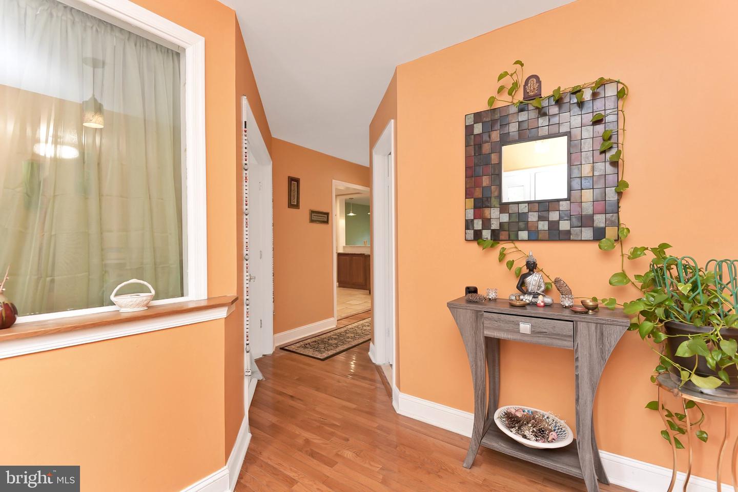 19 Exeter Ct Property Photo 8