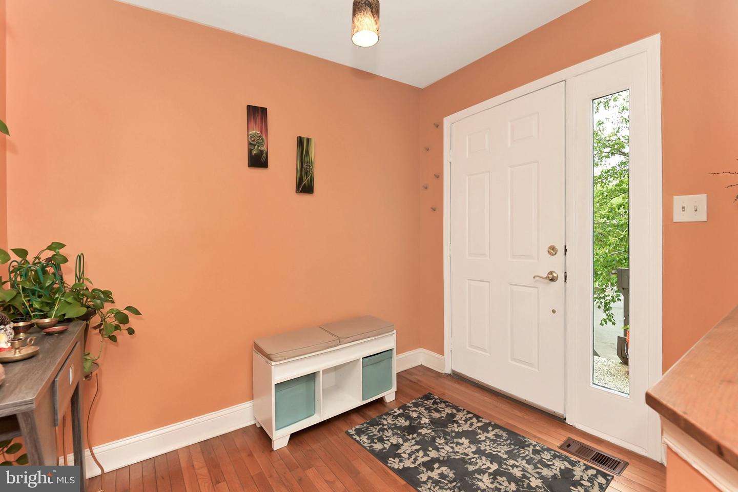19 Exeter Ct Property Photo 9