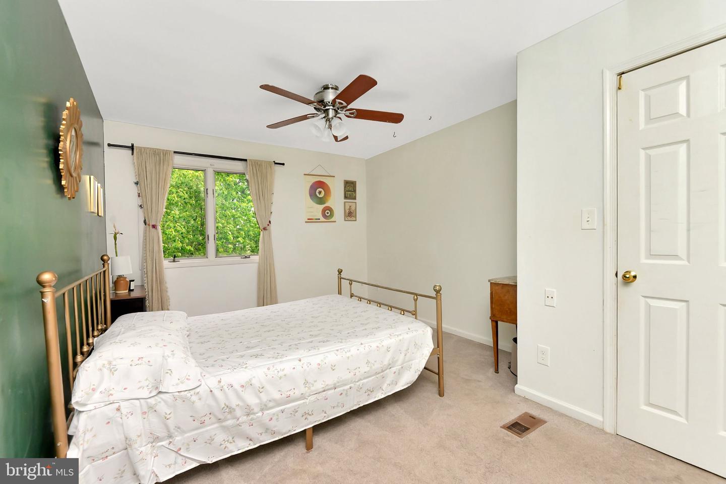 19 Exeter Ct Property Photo 14