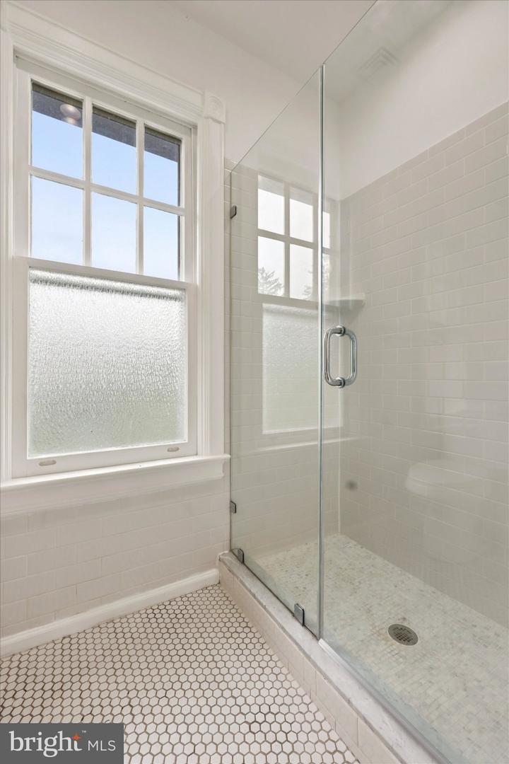489 Grand Ave Property Photo 48