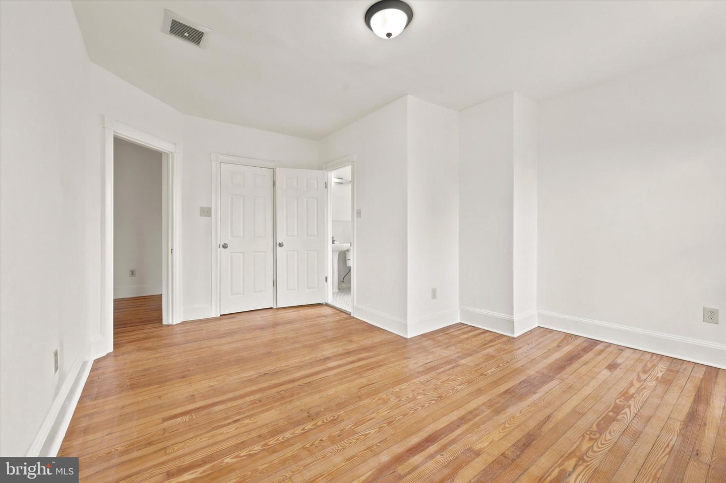 489 Grand Ave Property Photo 51