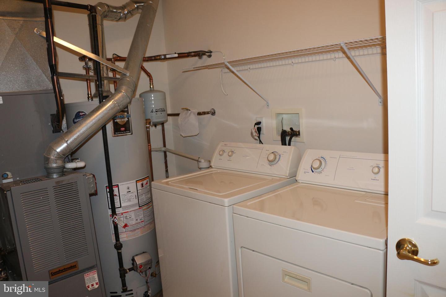 75 Kyle Way Property Photo 5