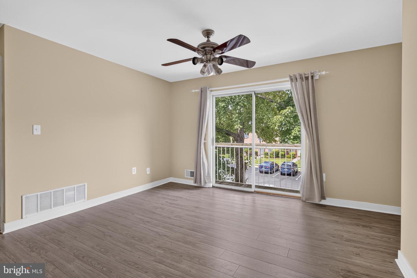 18 Quince Ct Property Photo 4