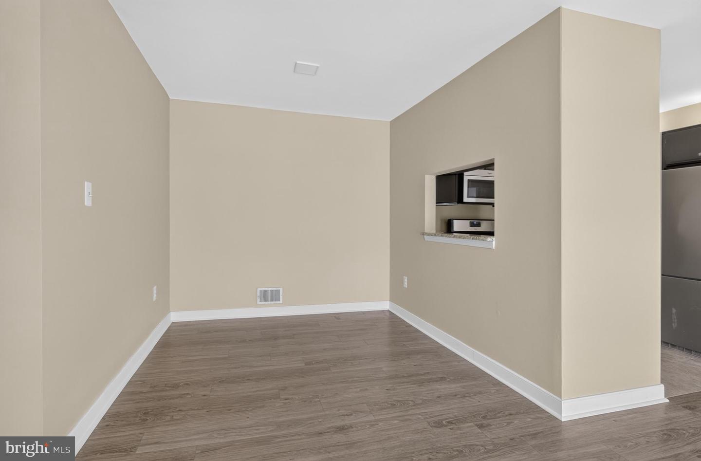 18 Quince Ct Property Photo 8