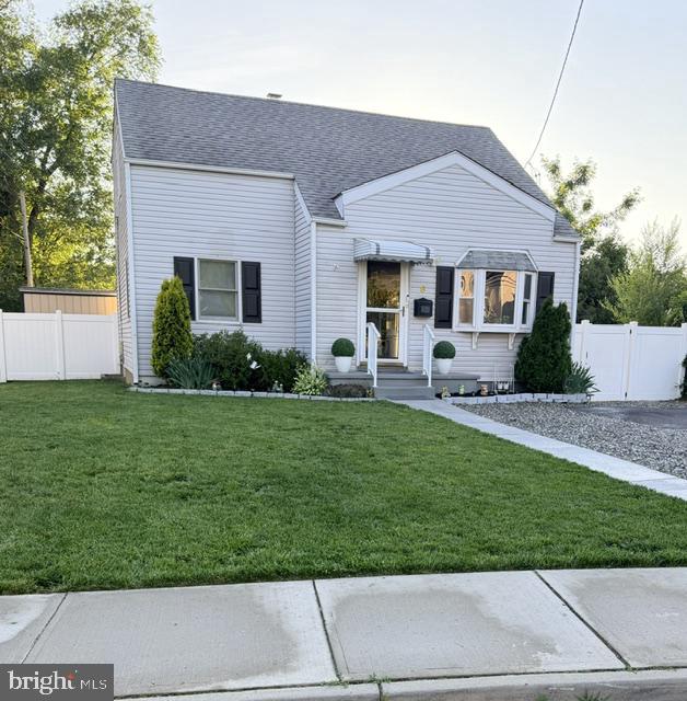 8 Runyon Dr Property Photo 1