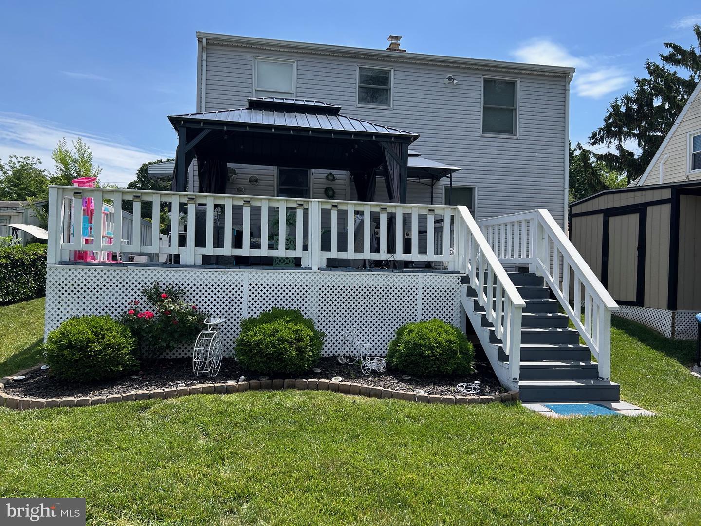 8 Runyon Dr Property Photo 13