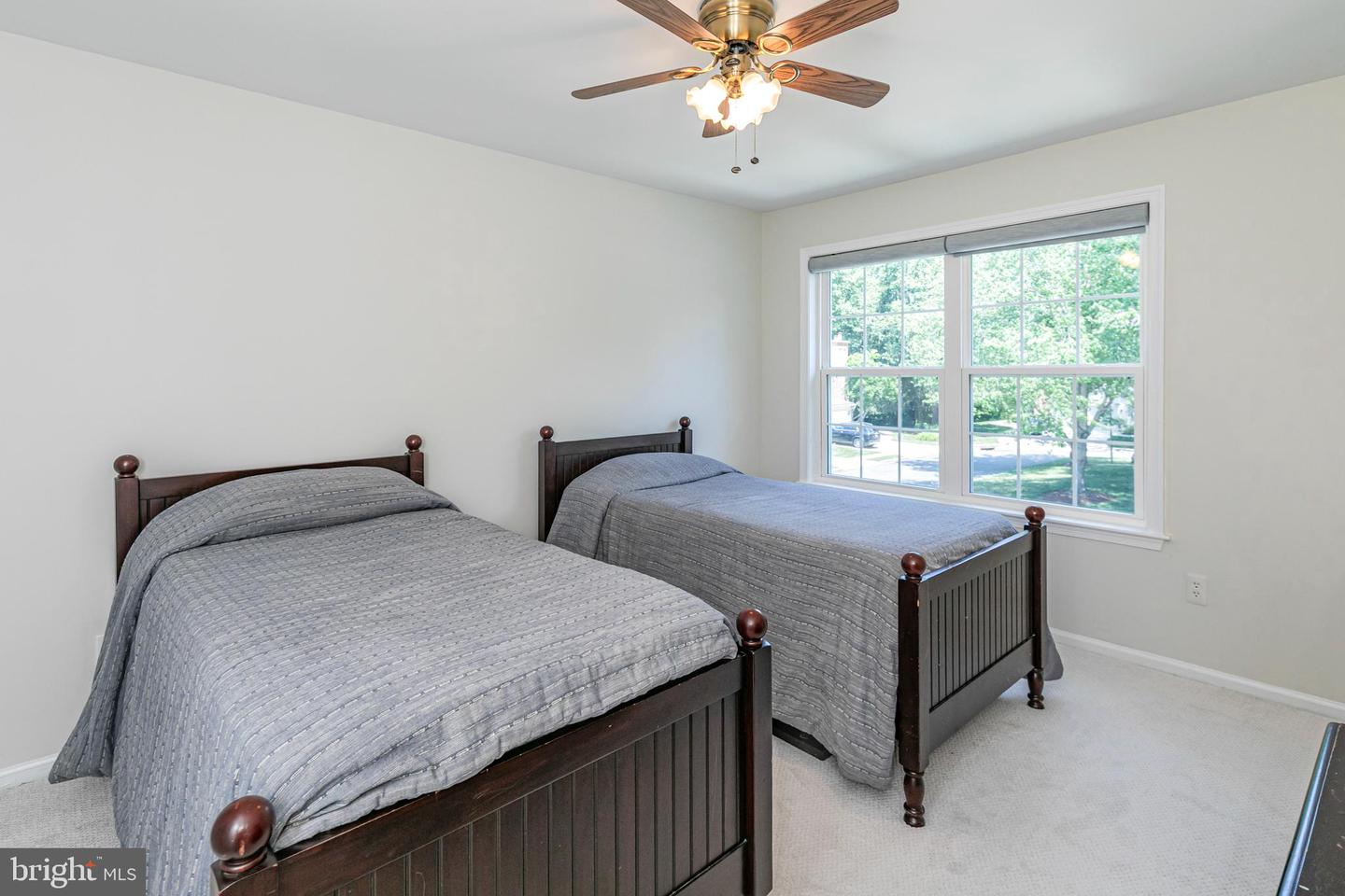 19 Towpath Ct Property Photo 21
