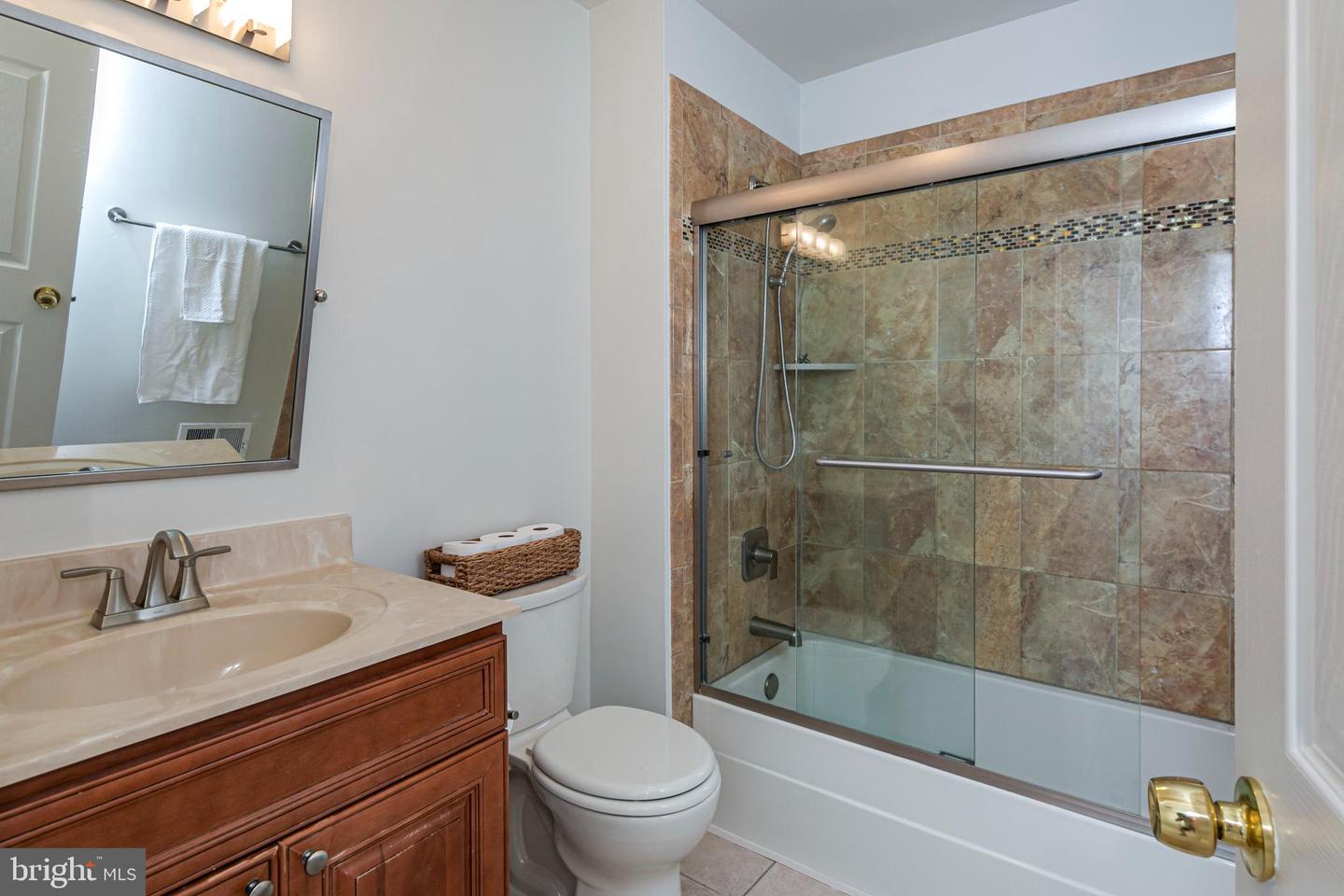 19 Towpath Ct Property Photo 22