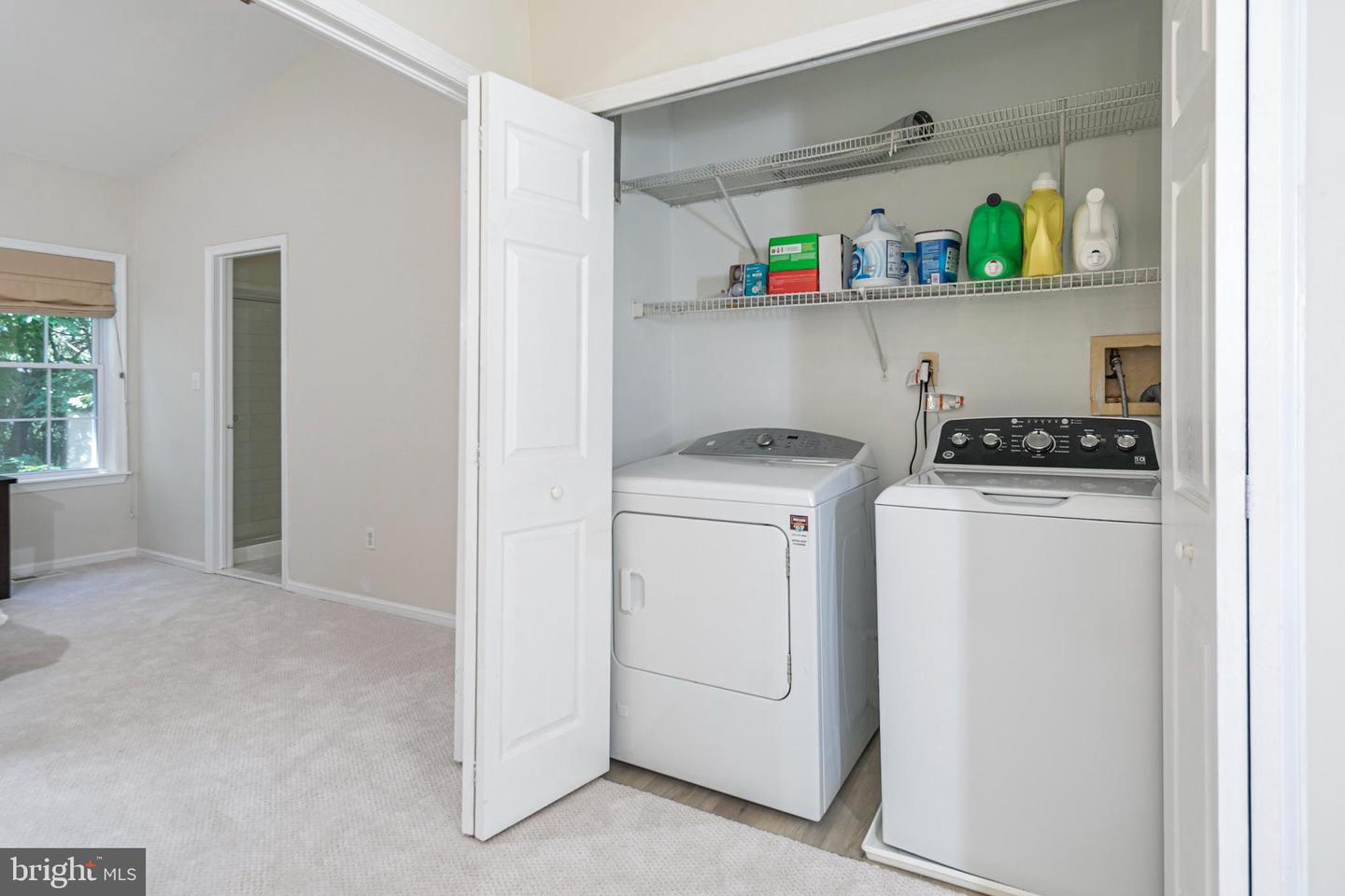 19 Towpath Ct Property Photo 24