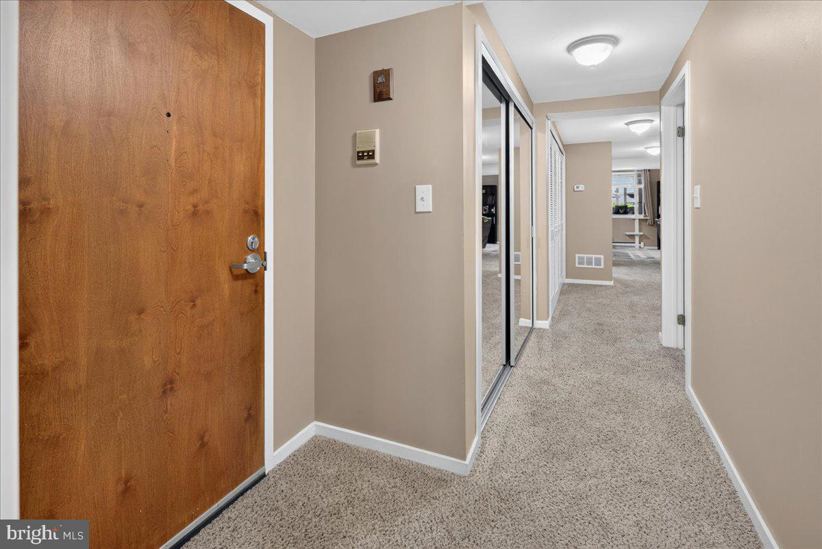 1 Academy Ct Property Photo 6