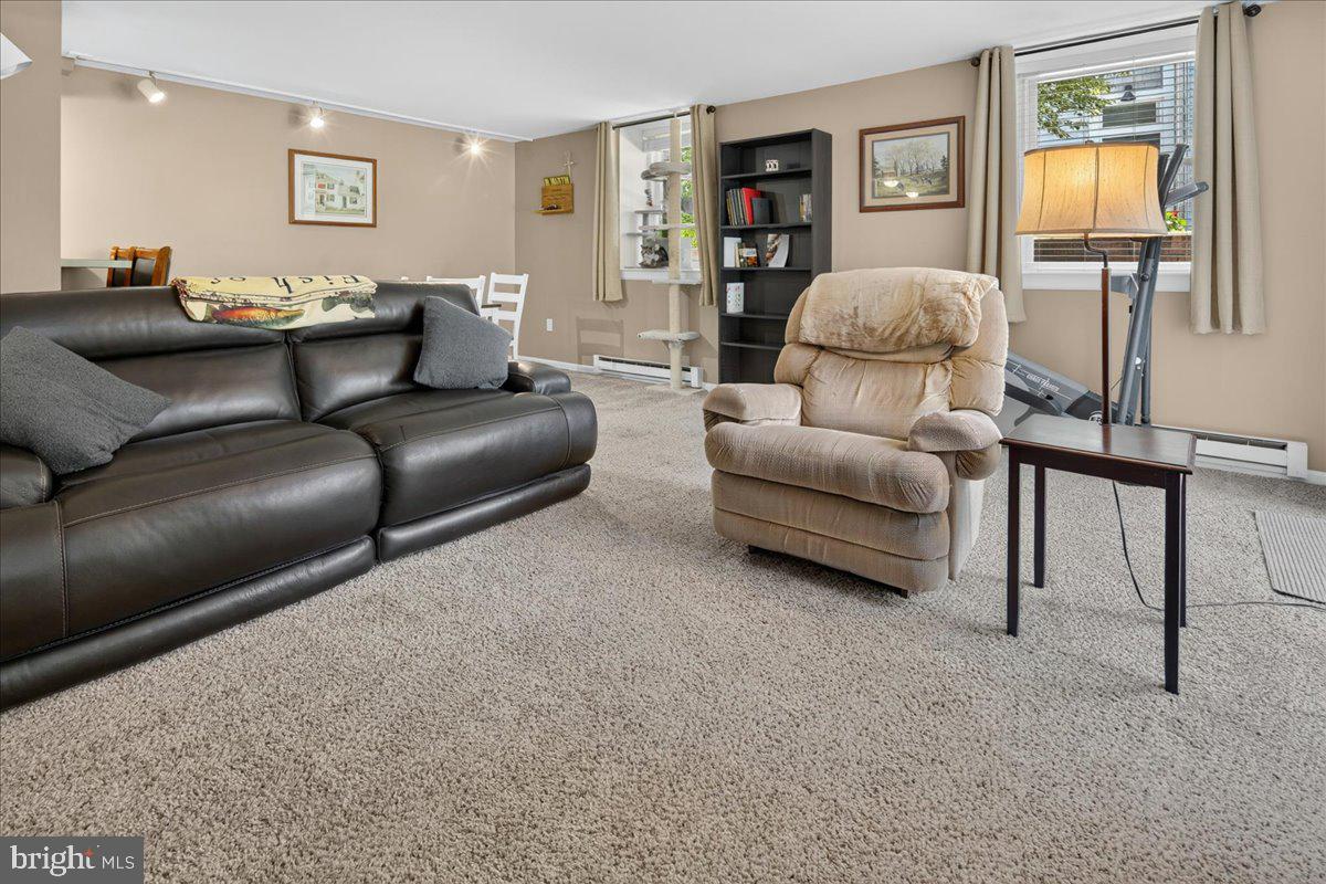 1 Academy Ct Property Photo 9