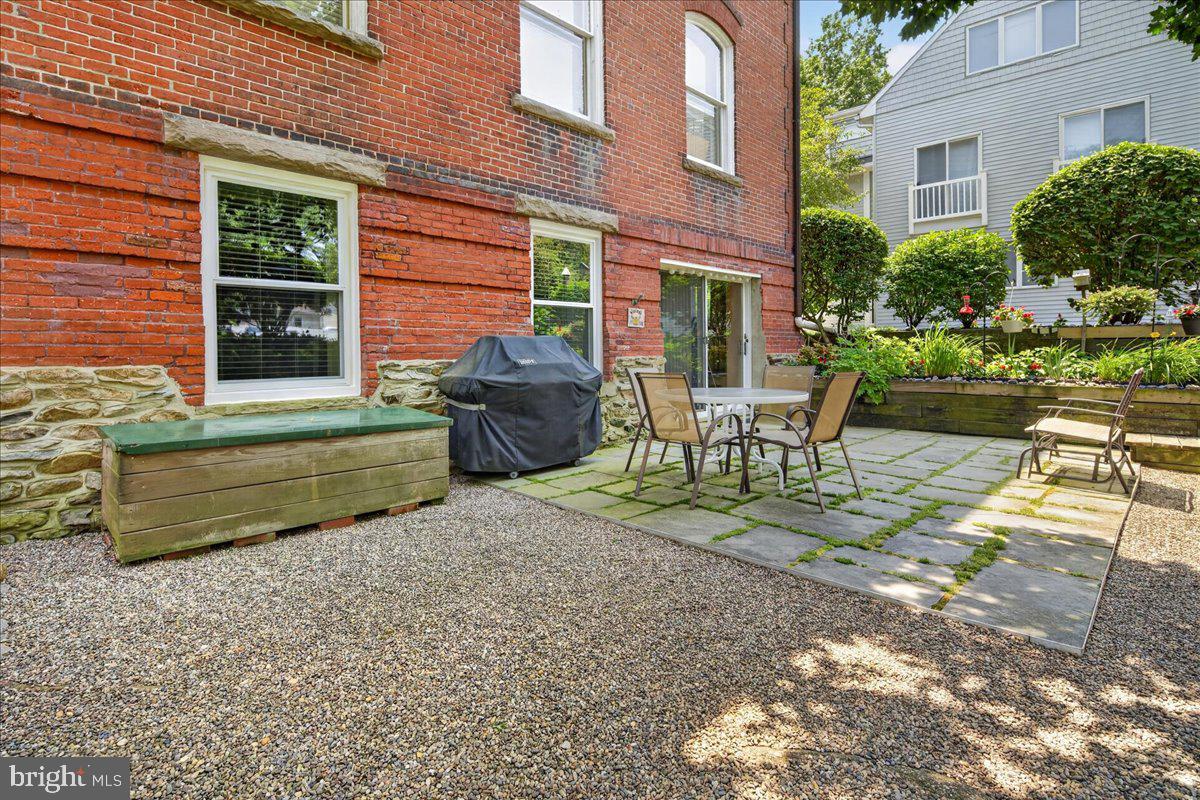 1 Academy Ct Property Photo 23
