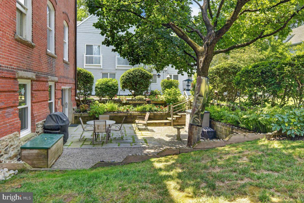 1 Academy Ct Property Photo 24
