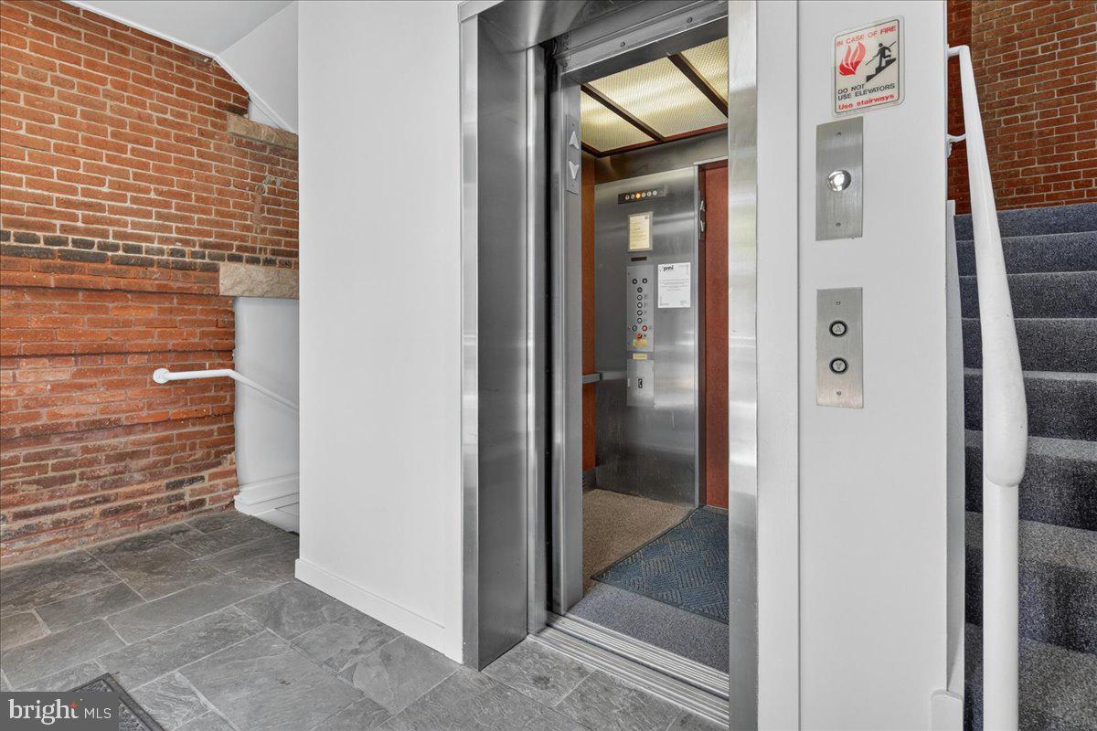 1 Academy Ct Property Photo 29