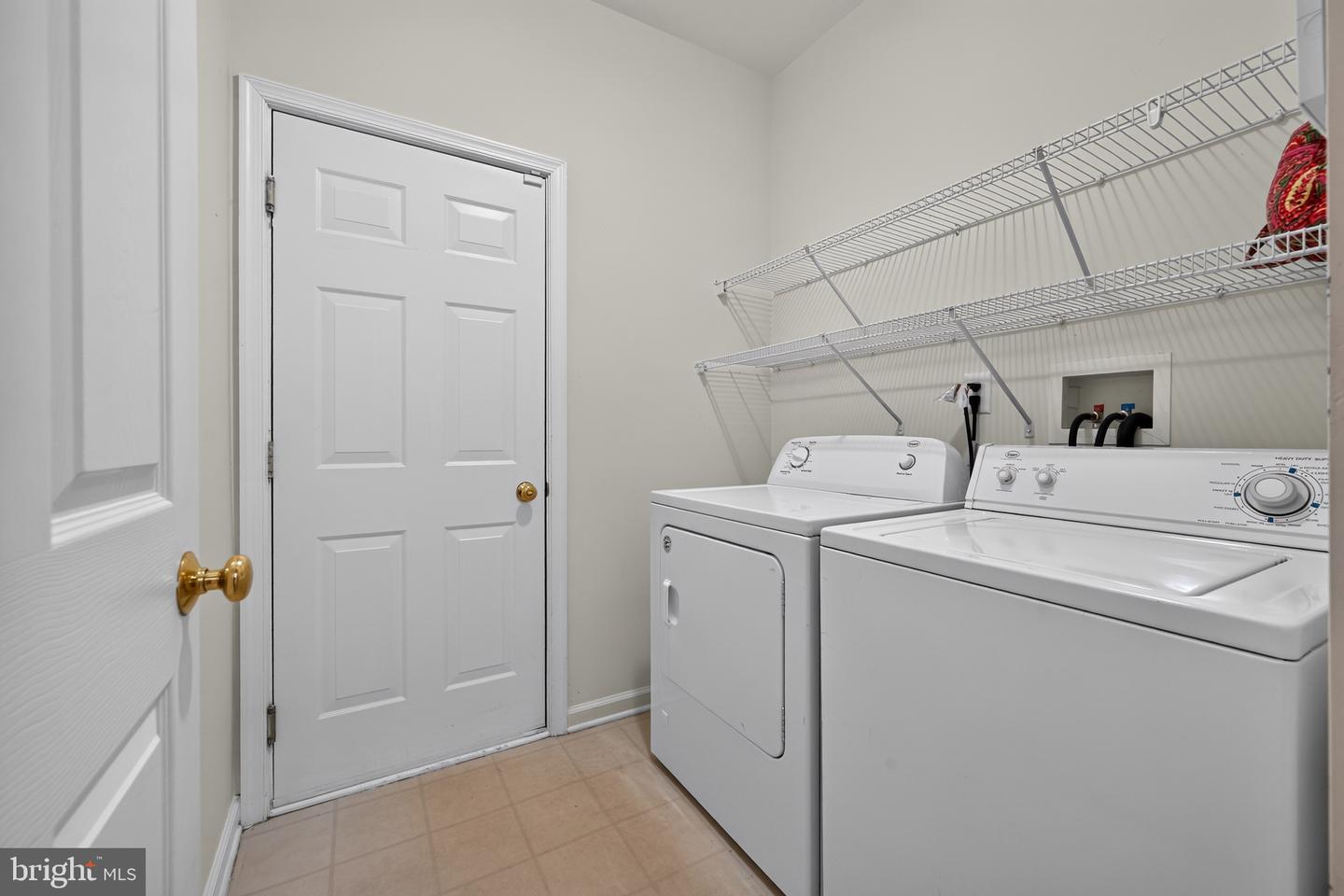 28 Sutton Ct Property Photo 14