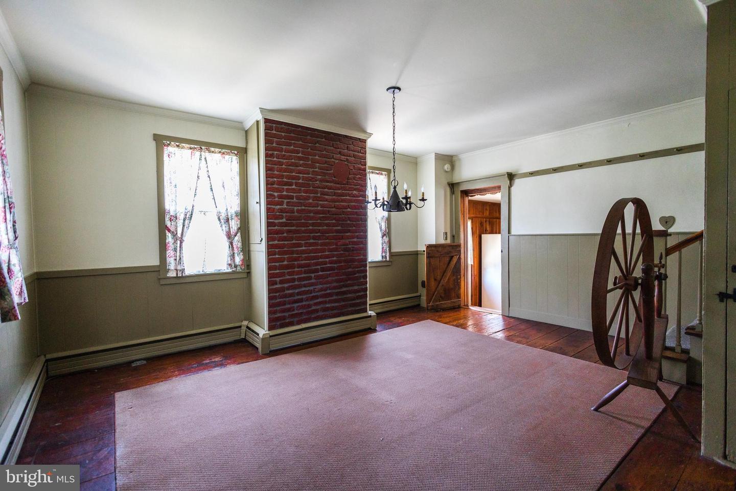 5785 S Broad St Property Photo 22