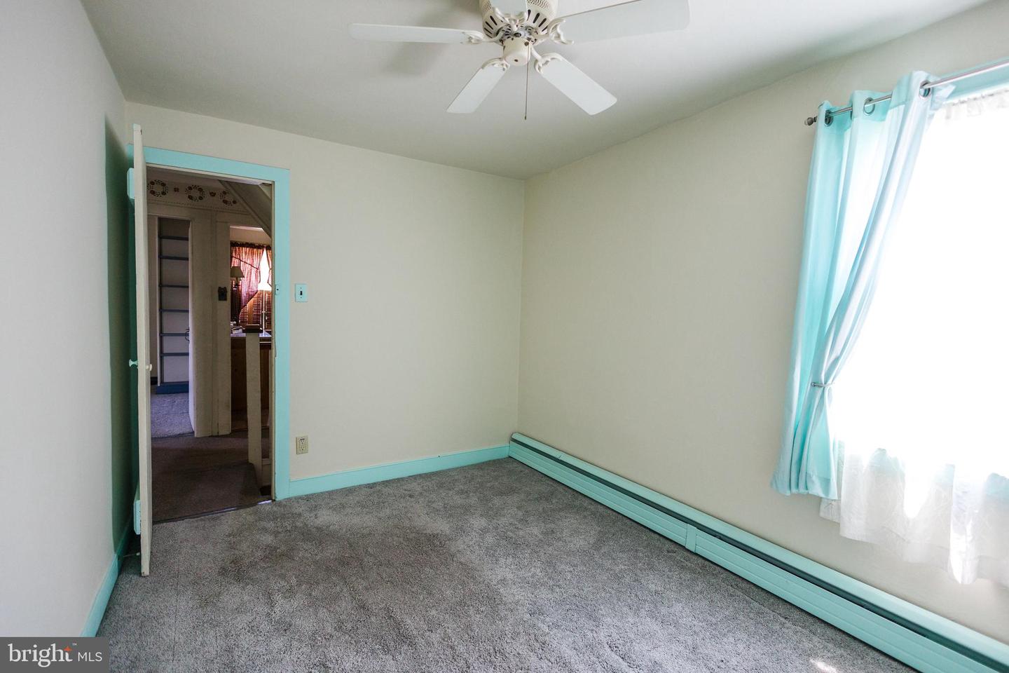 5785 S Broad St Property Photo 32