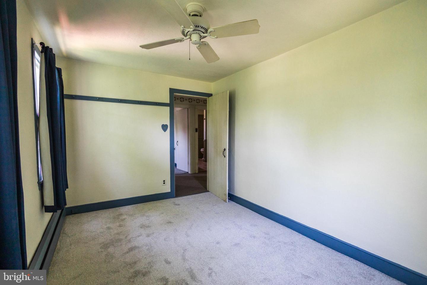 5785 S Broad St Property Photo 40