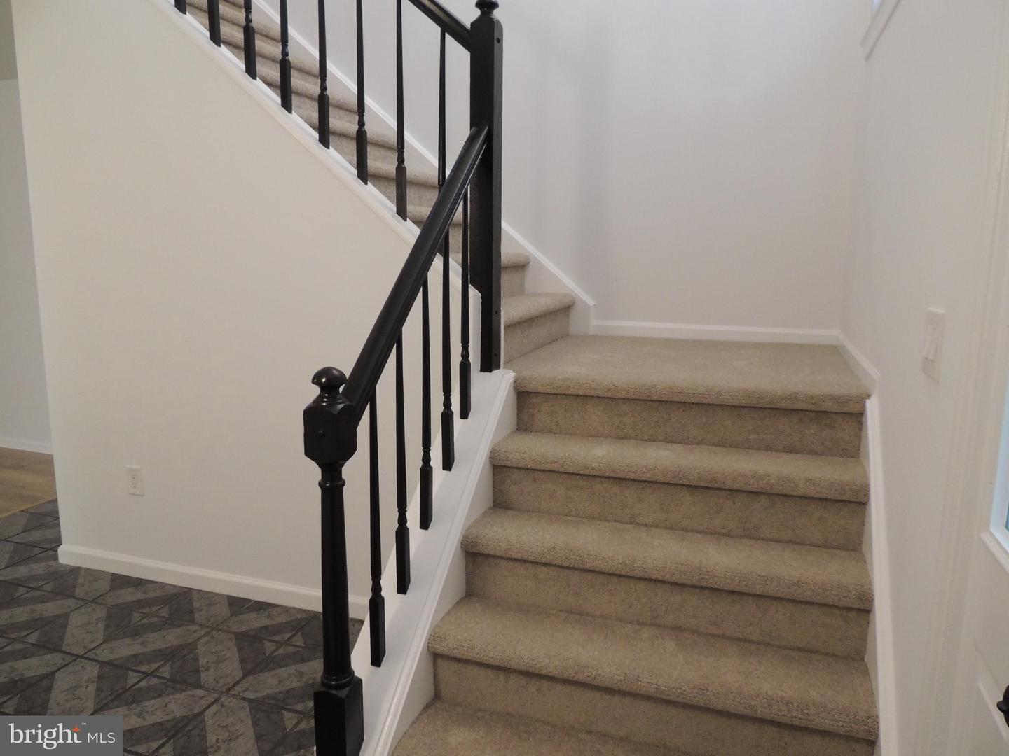 13 Heritage Ct Property Photo 6