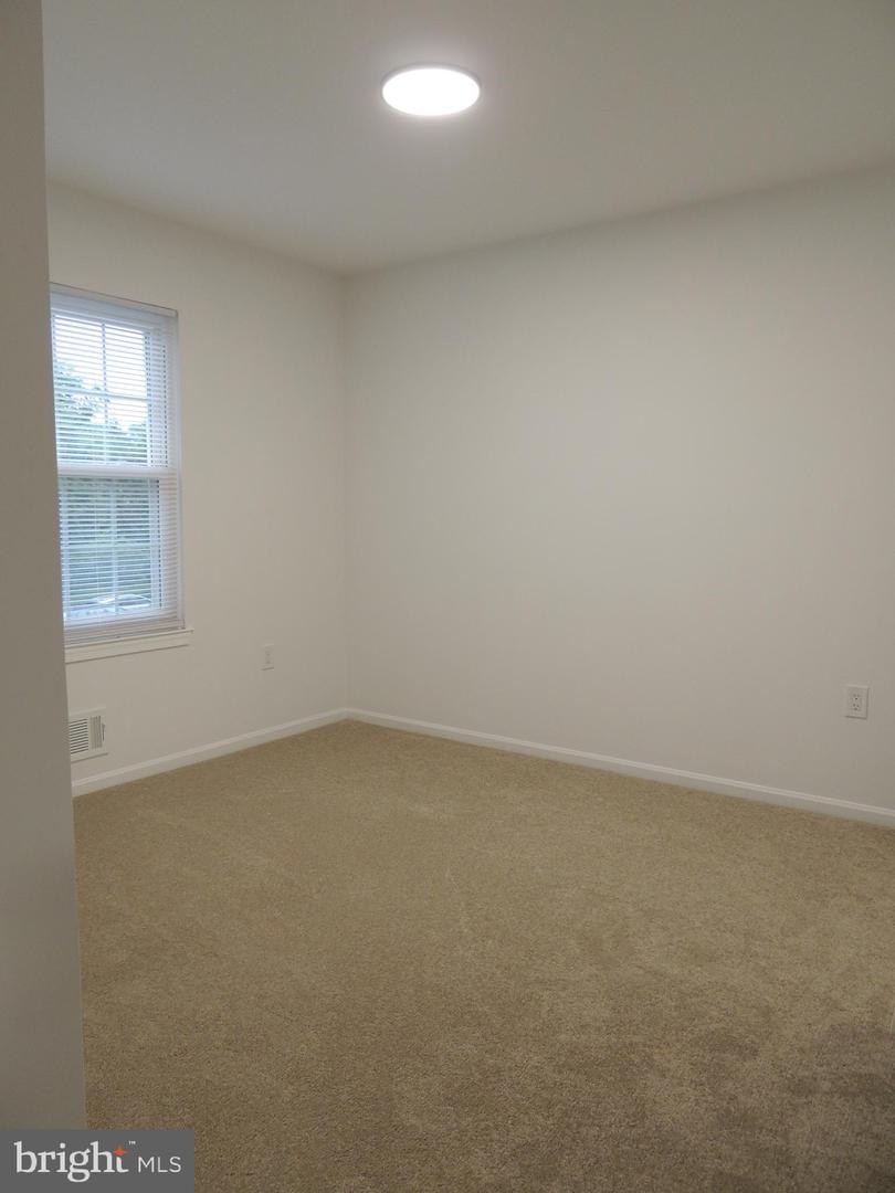 13 Heritage Ct Property Photo 15