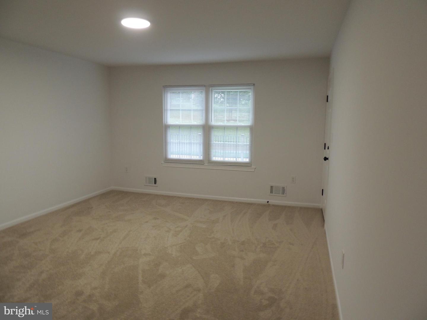 13 Heritage Ct Property Photo 17